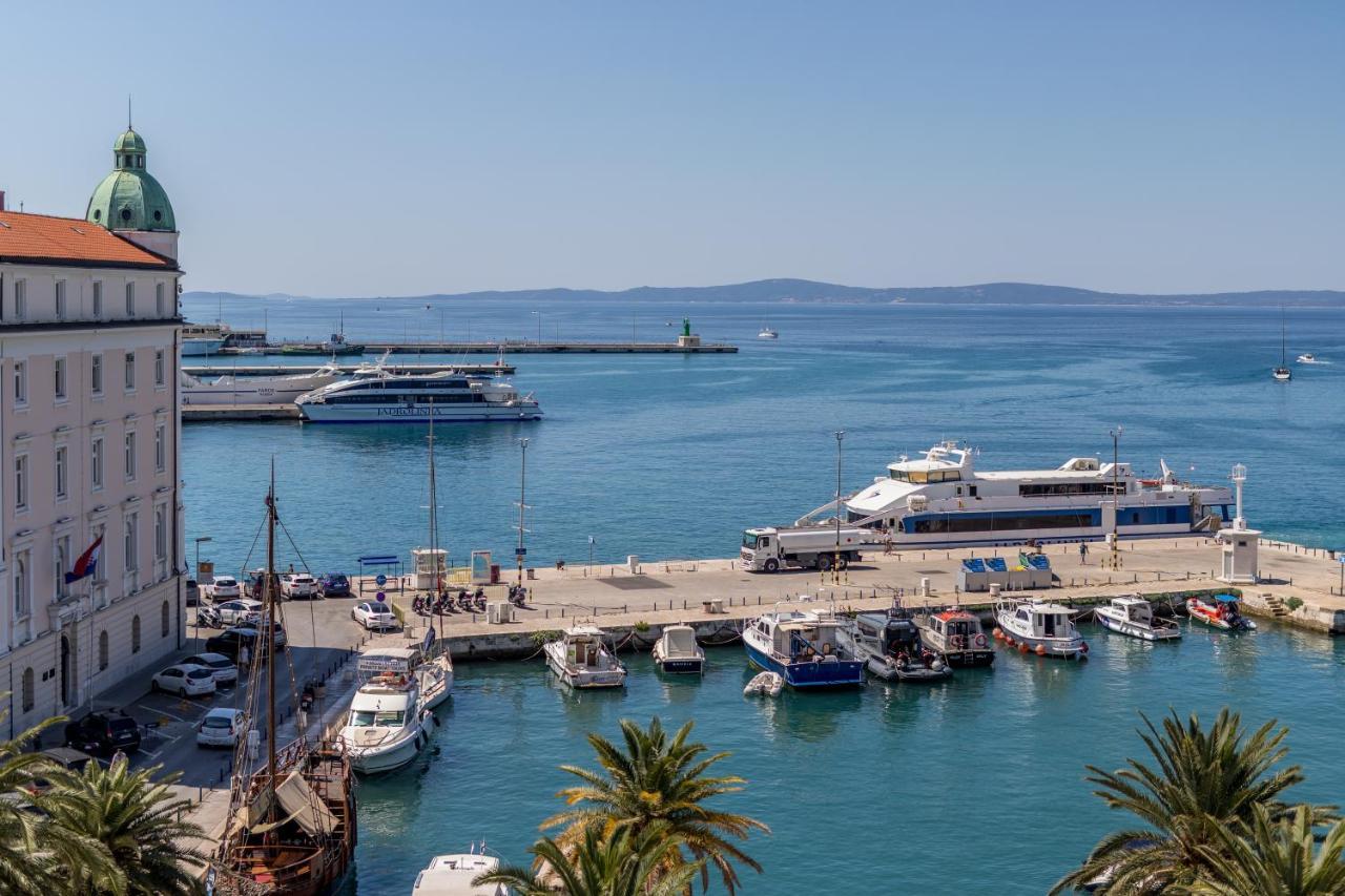 Riva - The Heart Of Palace Apartman Split